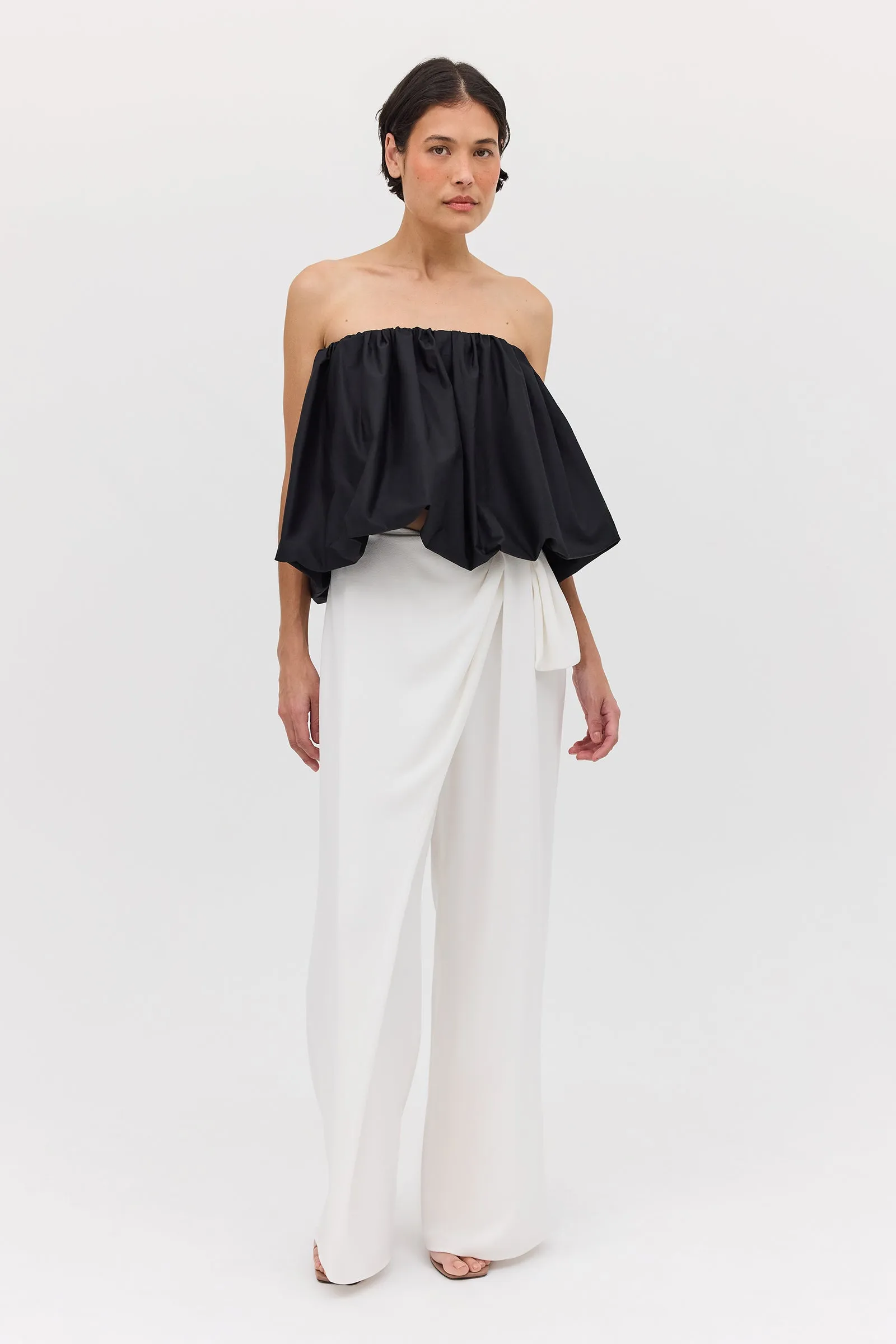 BLACK COTTON HAZEL TOP