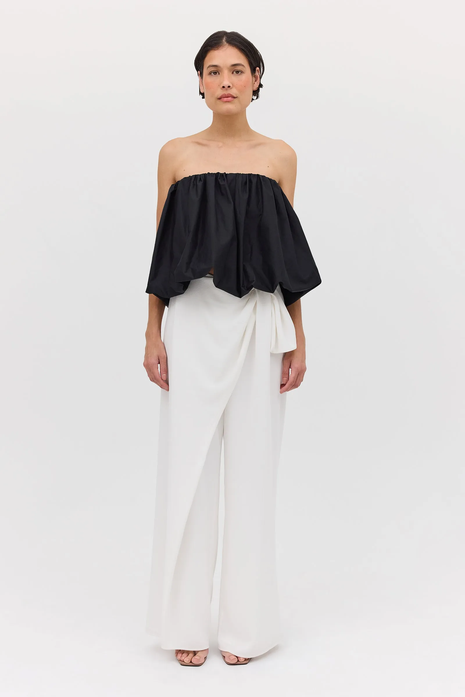 BLACK COTTON HAZEL TOP