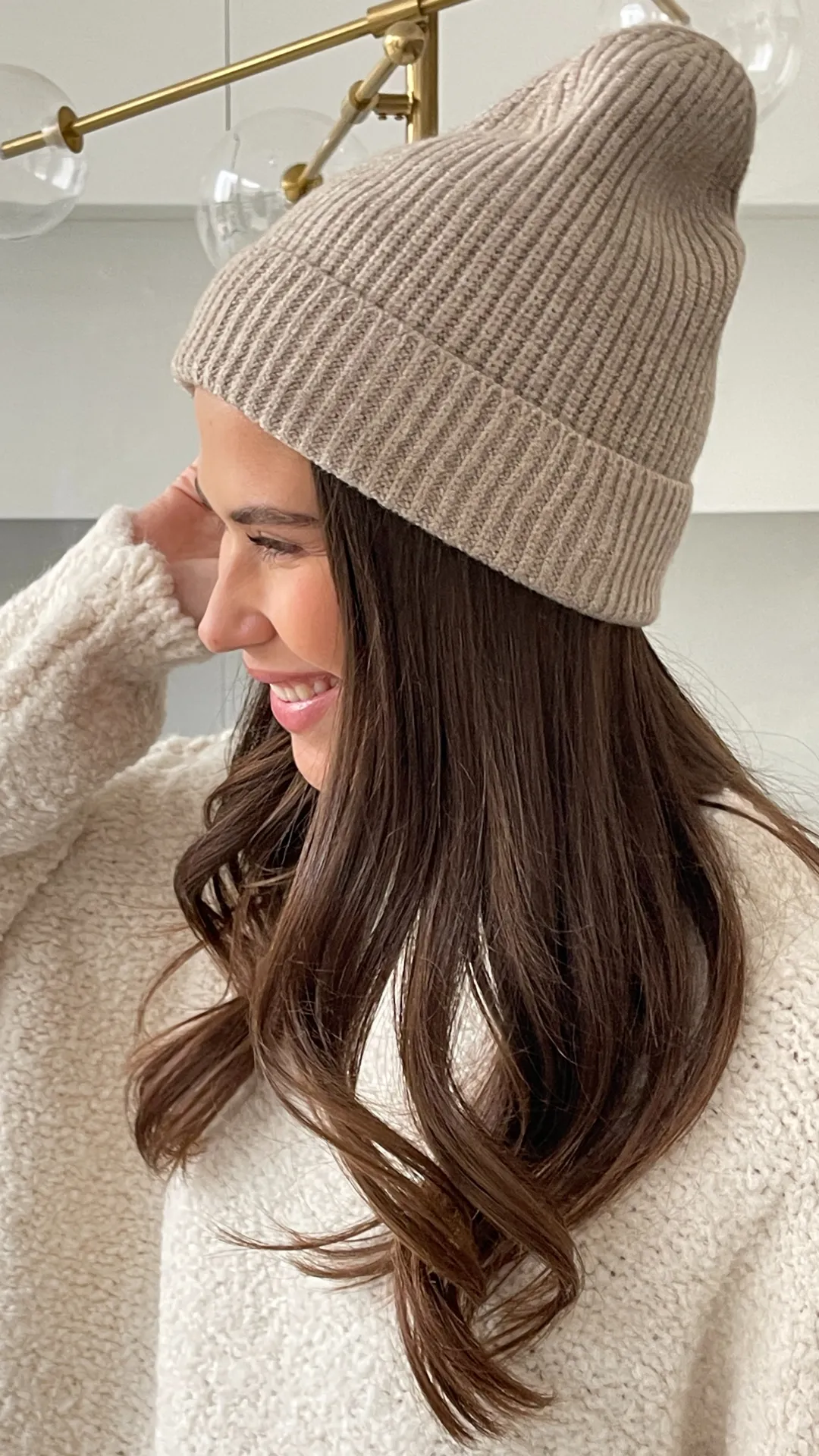 JANA KNITTED RIBBED HAT - CAMEL