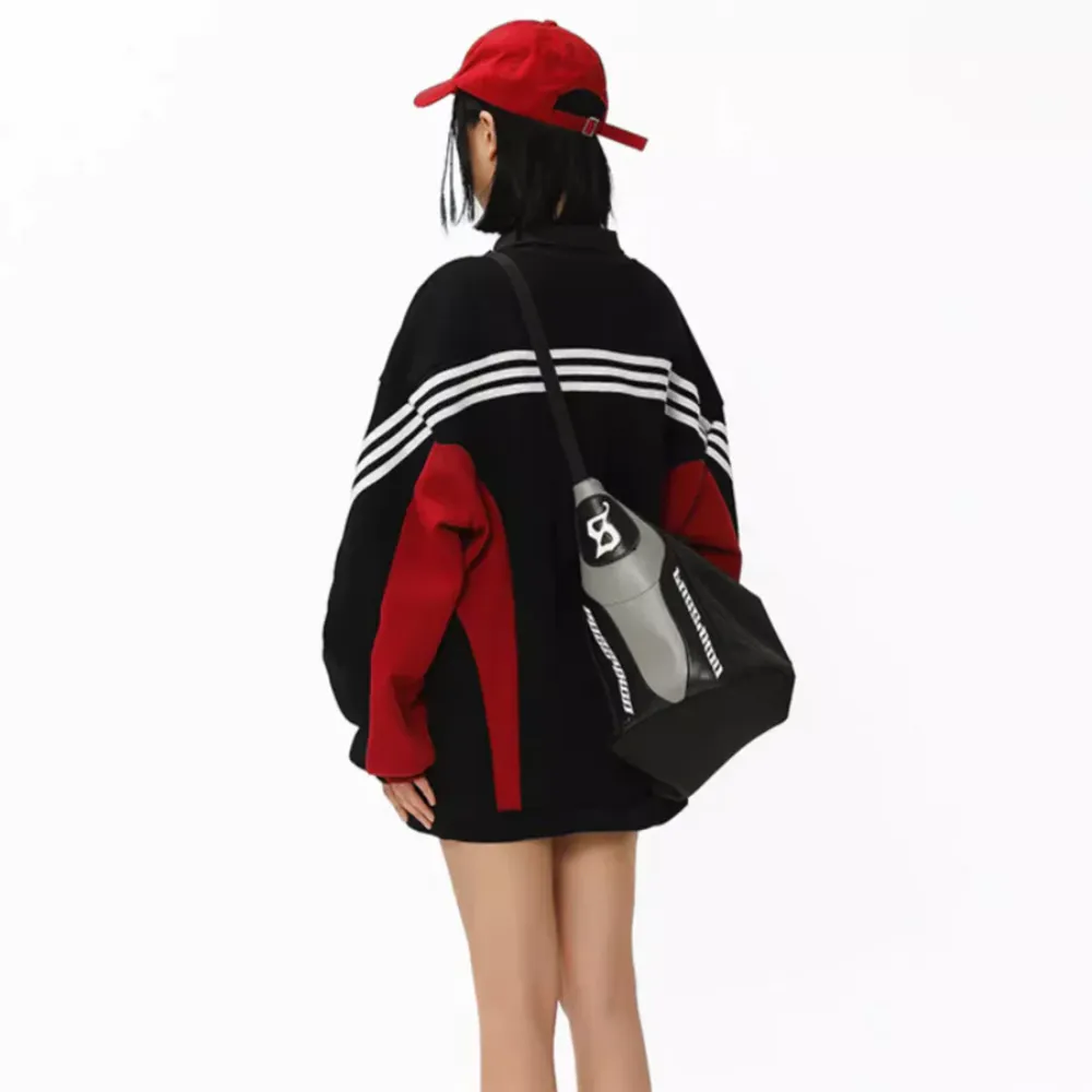 "Contrast Embroidered" Sweatshirt